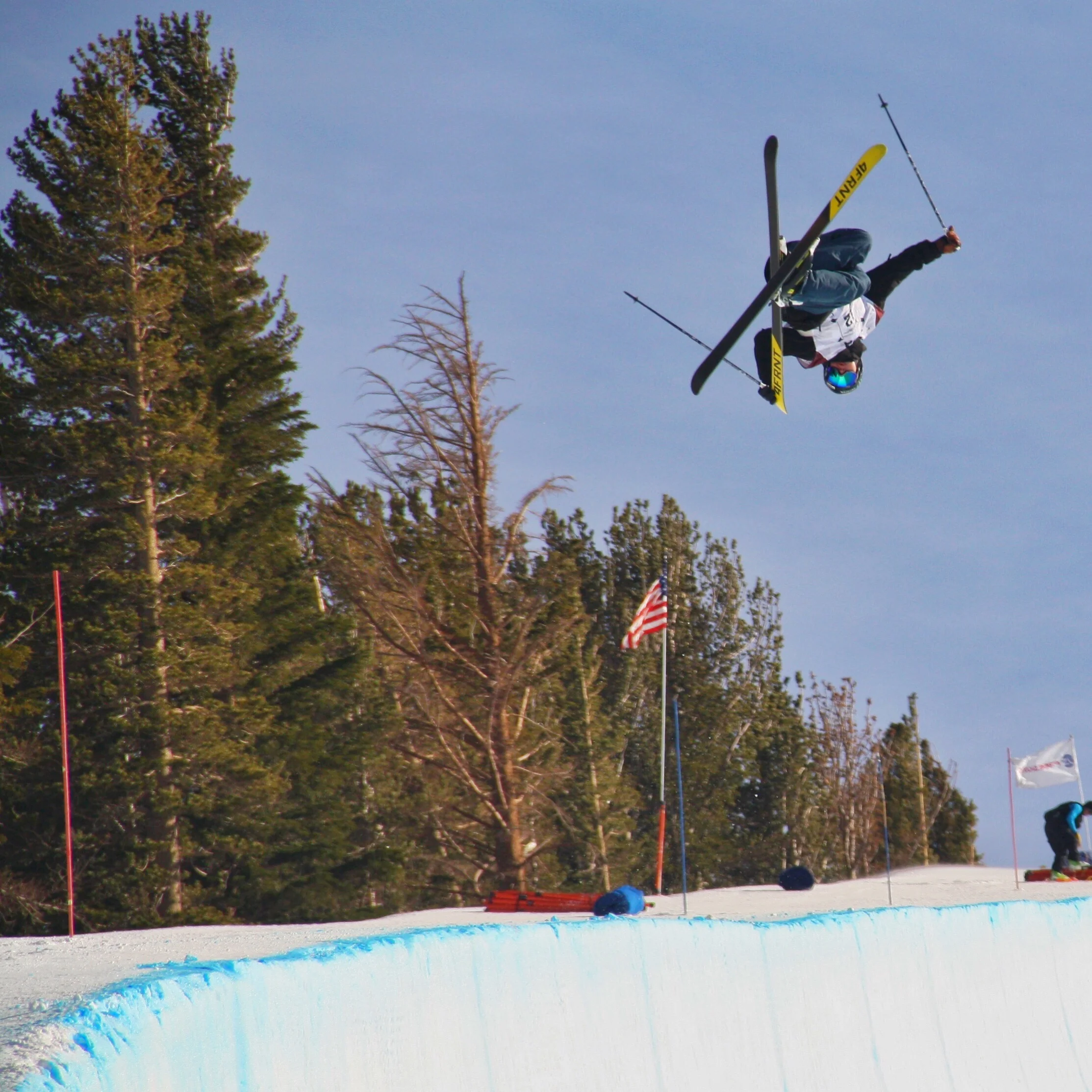 David Wise boosting the pipe. While we had a down day, we were able to watch the pipe contest.