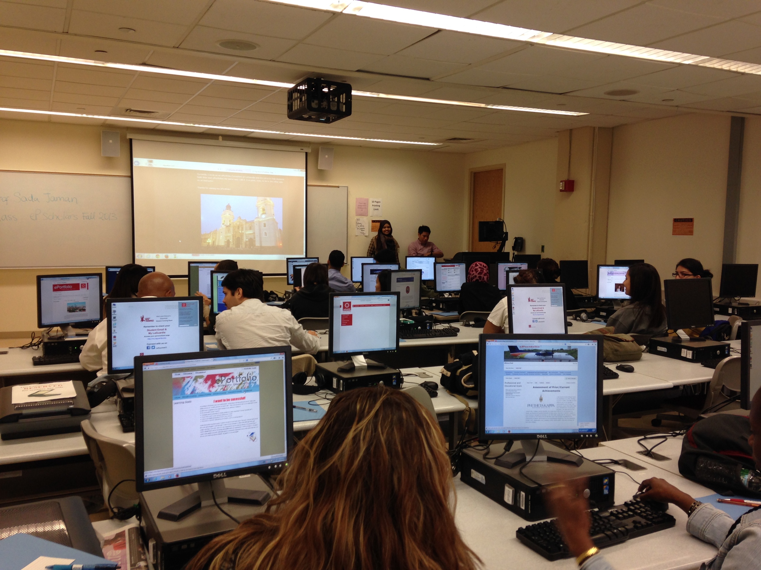 A view of the computer lab where students build their ePortfolios at LaGuardia.