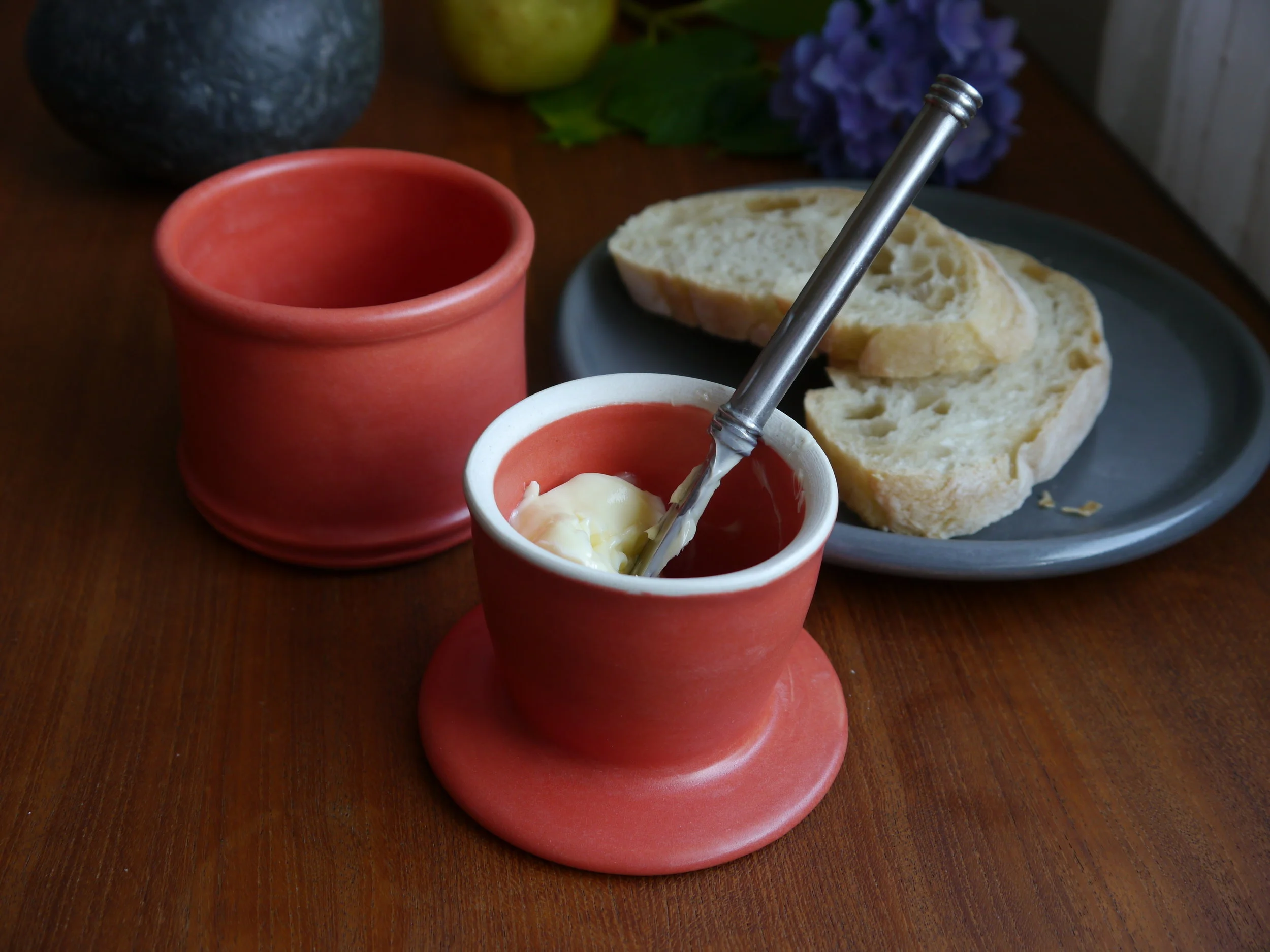 butter keeper with bread 2 45.JPG