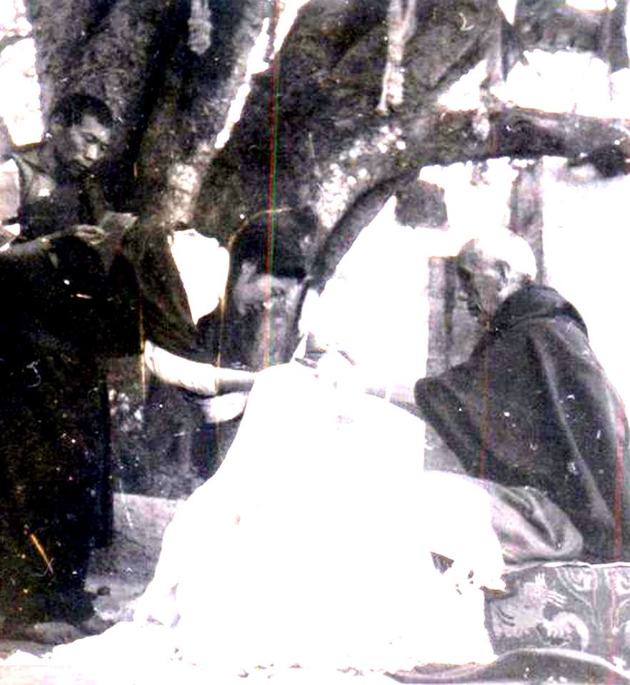 Khandro Tsering Chödrön offering a scarf to Jamyang Khyentse Chökyi Lodrö in Tibet