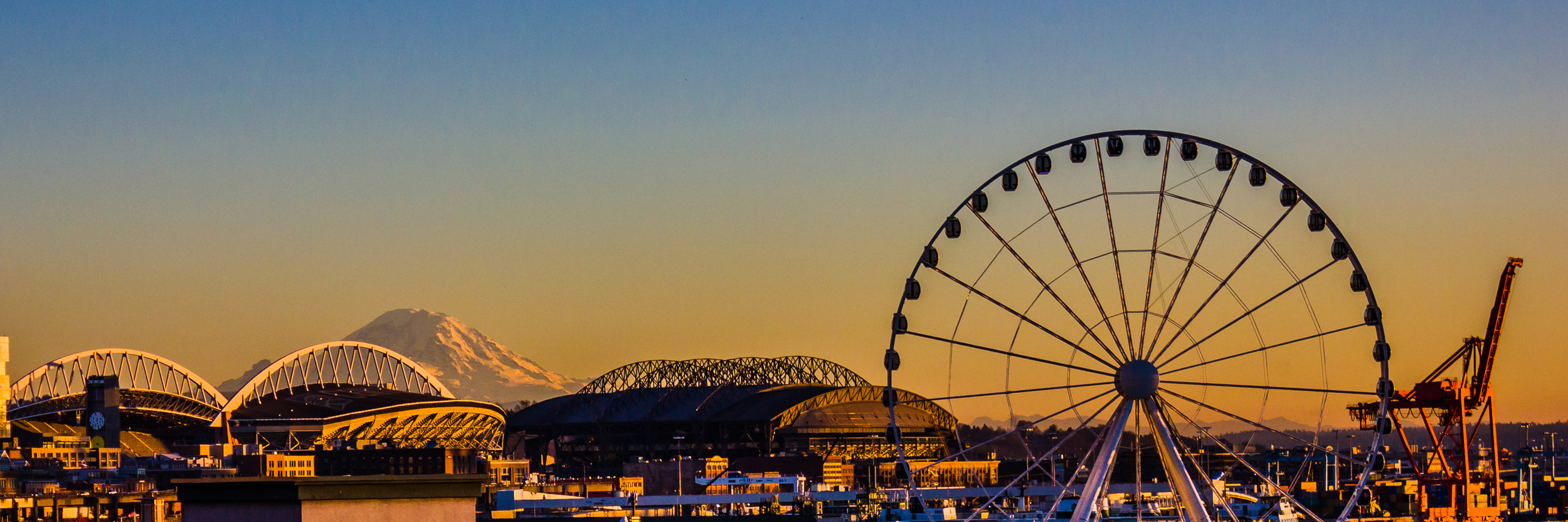 Sunset along Seattle's Waterfront