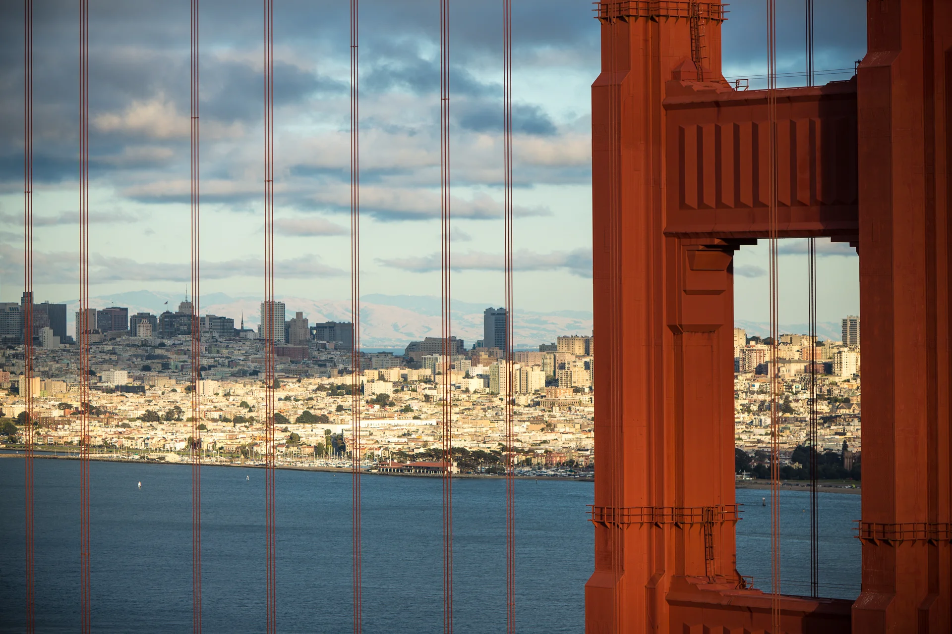 San_Francisco_Wedding_Photographer_Sees_The_Day_006.jpg