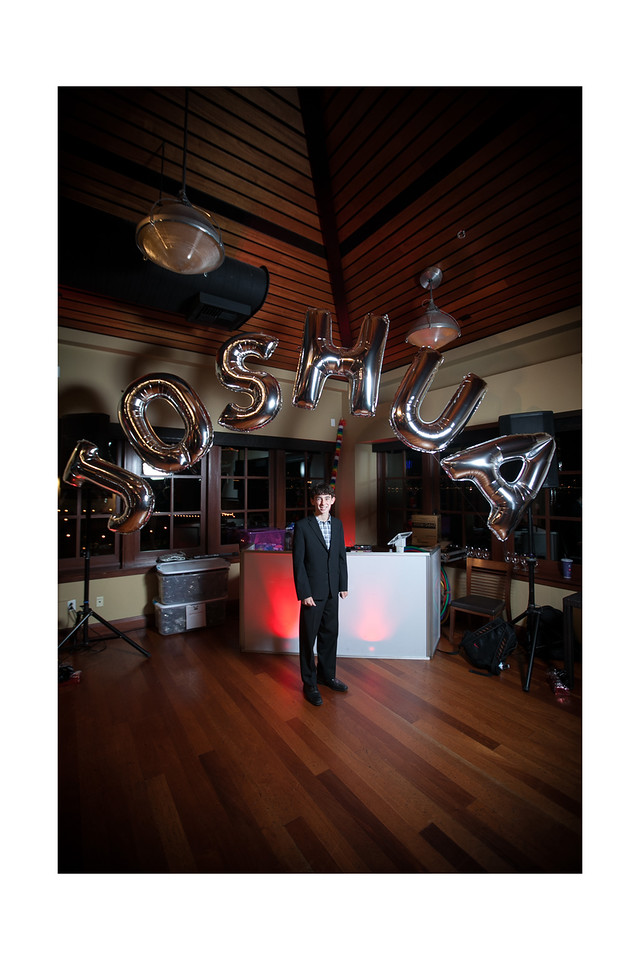 00195_20141115175036_San_Francisco_Wedding_Photographer_Sees_The_Day copy-X2.jpg
