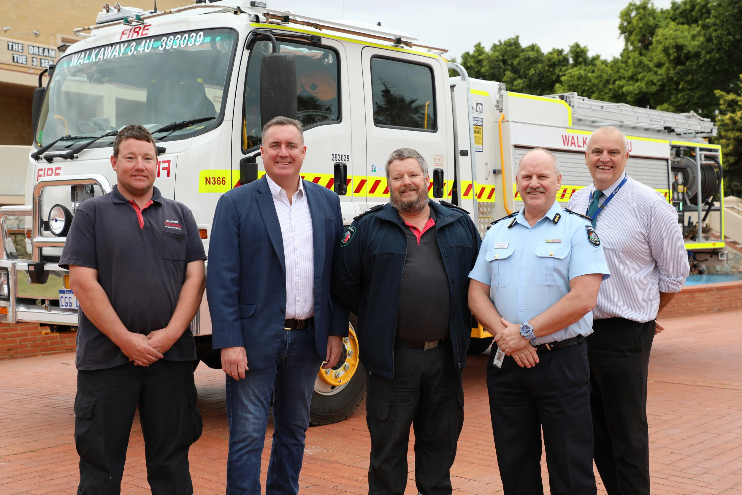 Walkaway Brigade Captain Brendan McCann, Mayor Shane Van Styn, the City’s Emergency Operations Officer Murray Smith, DFES Superintendent Craig Smith and City CEO Ross McKim.