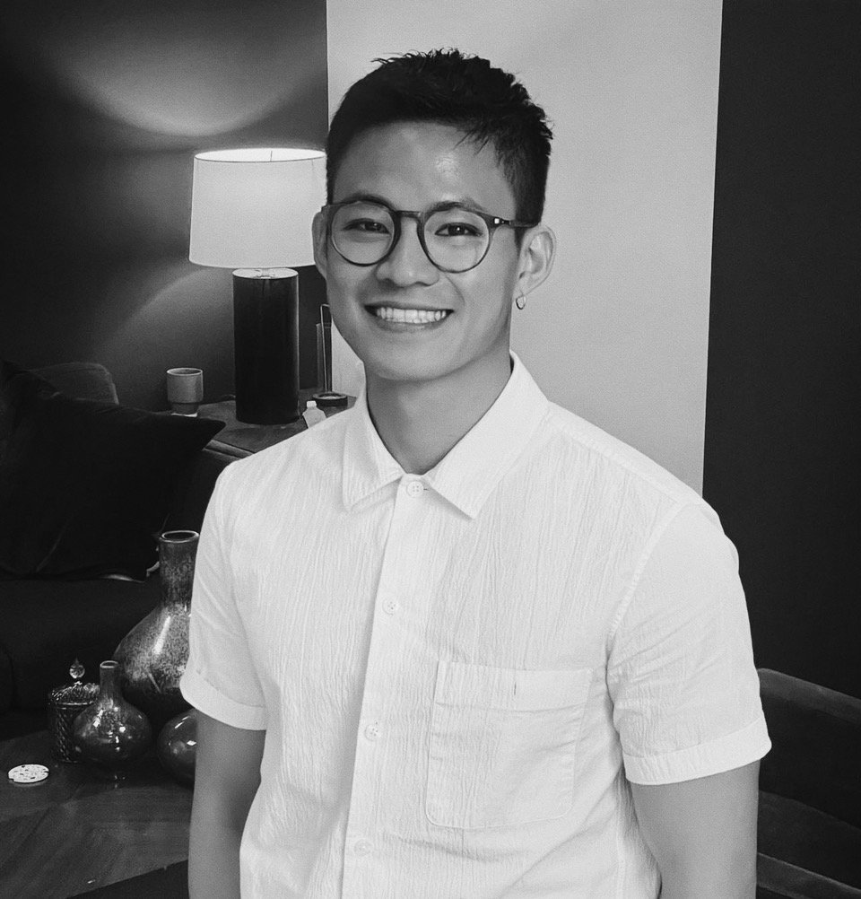 Yi Chen, LPC