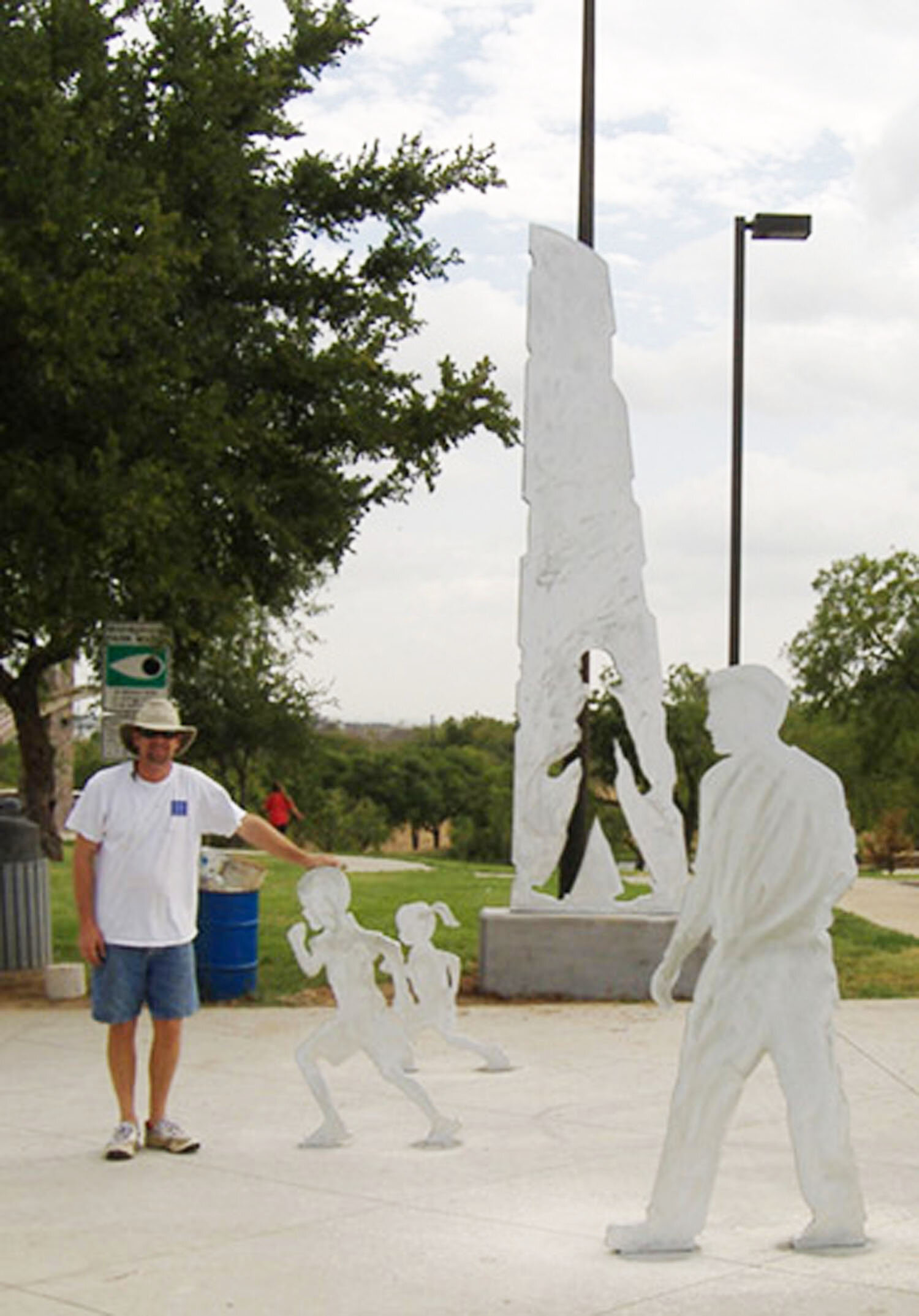 Victory Park Family Sculpture - Irving, TX