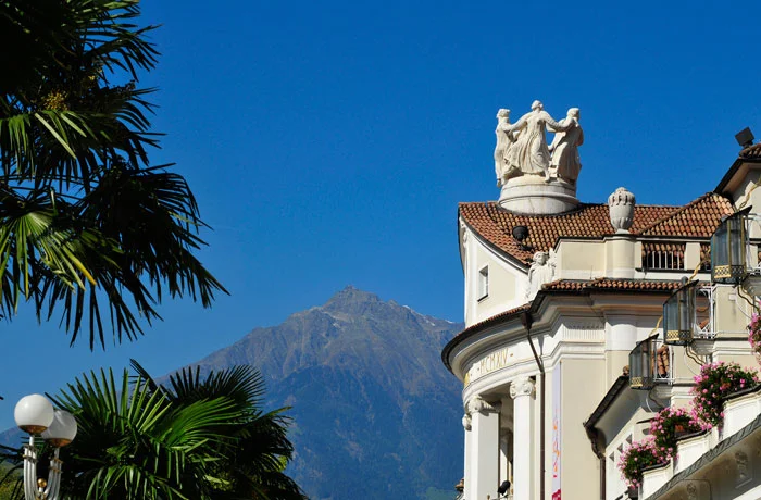 kurhaus-meran.jpg
