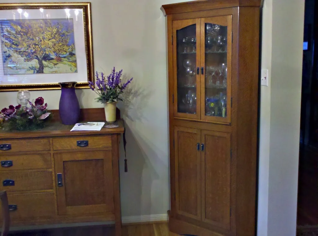 CornerCab&SideBoard.jpg