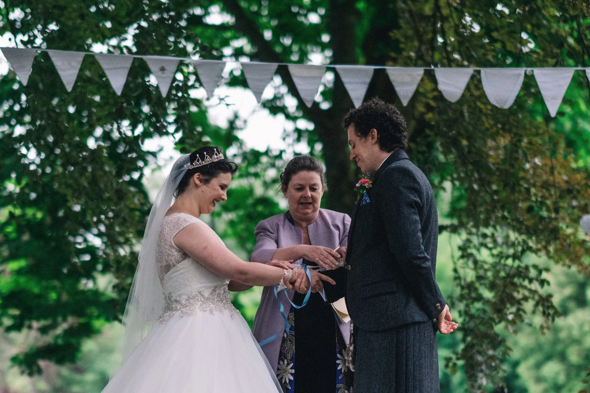 Wedding ceremony and hand tie