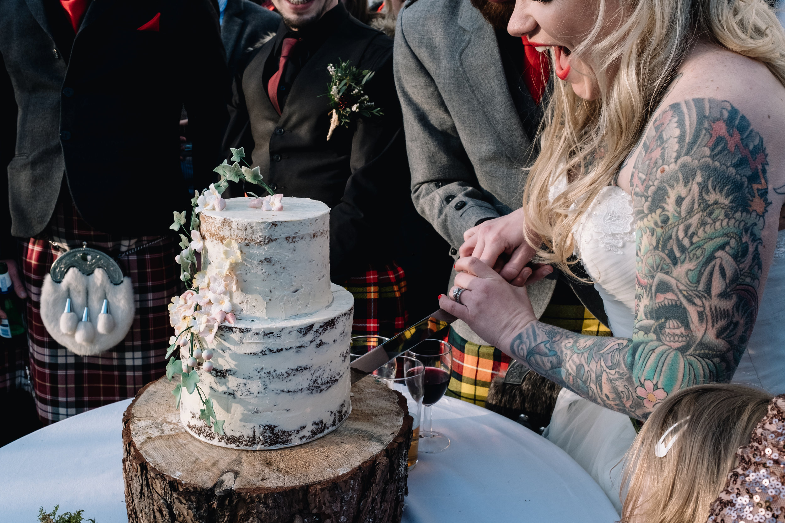 Achnagairn Estate wedding cake