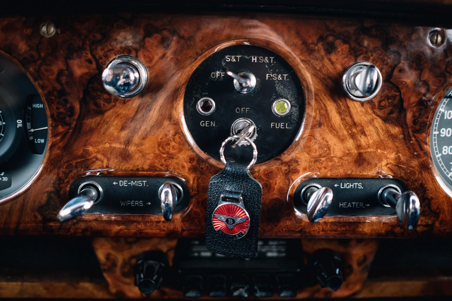 35- edinburgh-wedding-interior-bentley.jpg