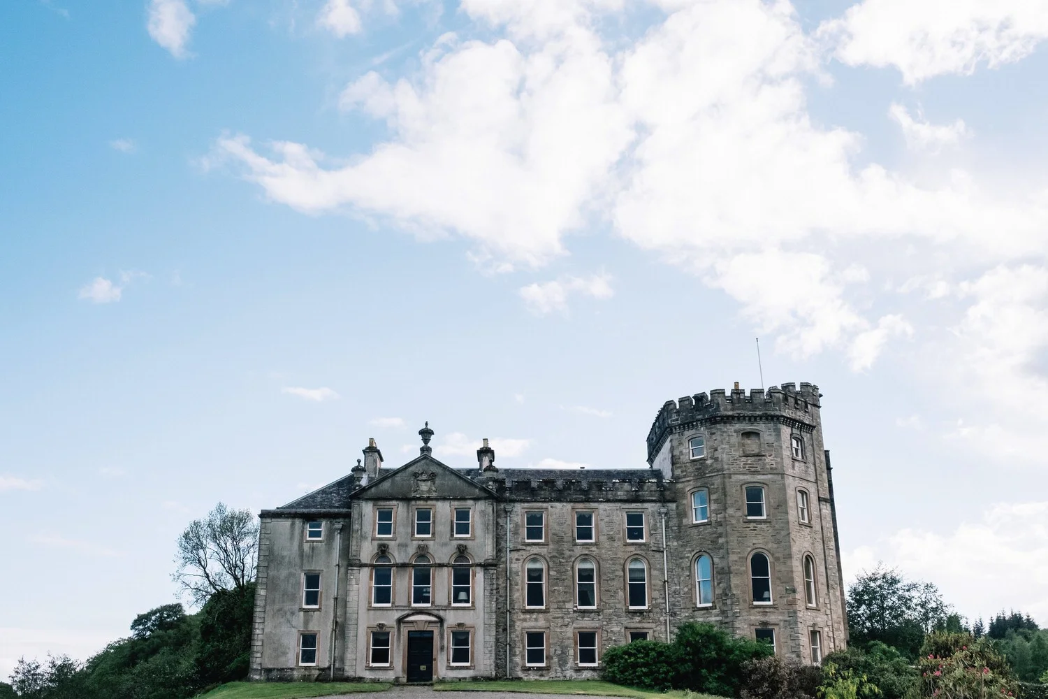 Unusual Wedding Venues in Scotland | Lochnell Castle, Oban