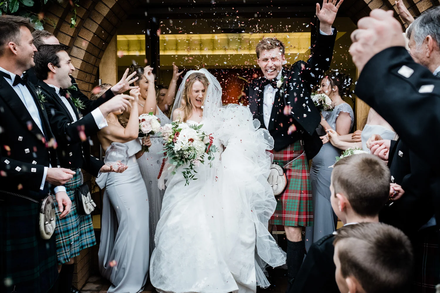 Alternative-wedding-photographer-confetti-throw-2.jpg