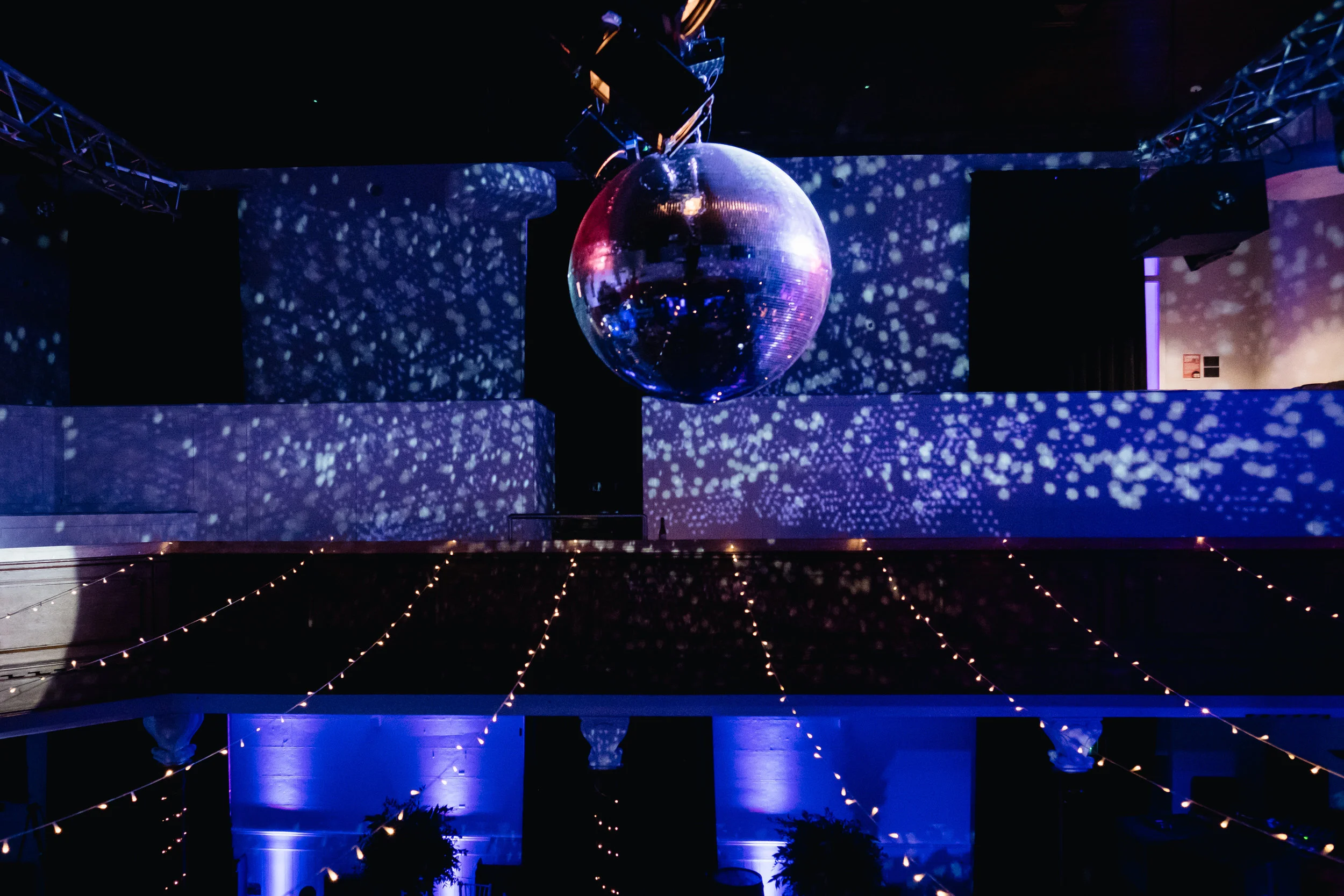 Unusual Wedding Venues in Scotland | Saint Luke's &amp; the Winged Ox, Glasgow