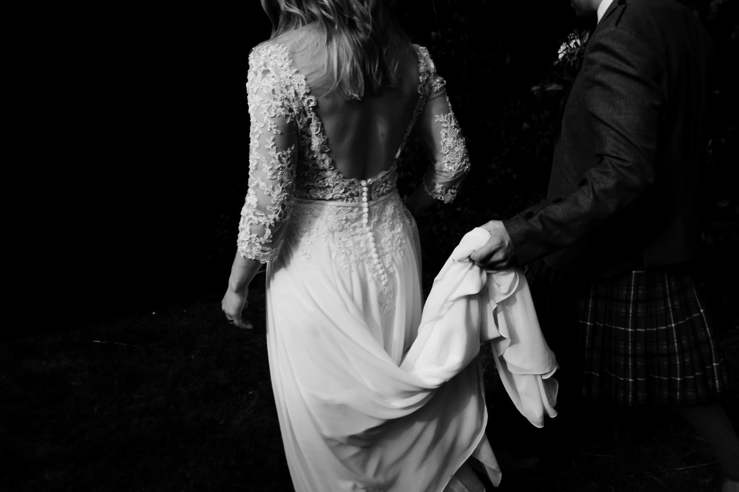 Relaxed Garden Wedding with Boho Bride