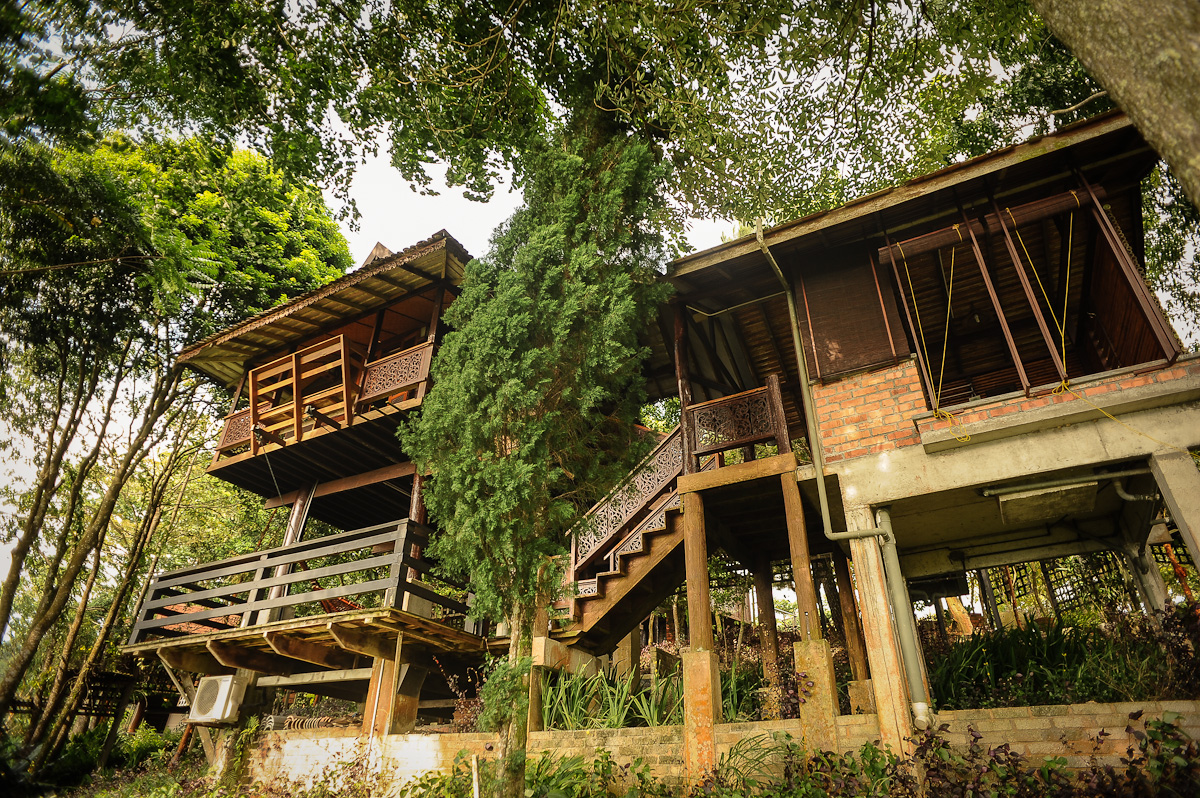 Khanun - sleeps three (1 king, 1 single). Sunrise view From RM640 (B&B) or RM990 (Fullboard)