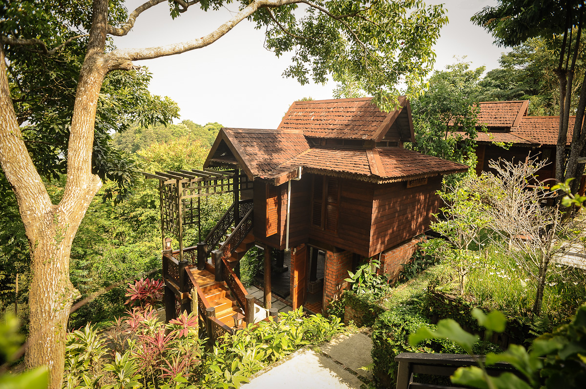 Sankhara - sleeps 2 (1 king), Sunset view. From RM640 (B&B) or RM990 (Fullboard)