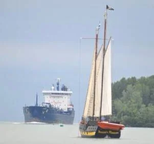 Liana's Ransom just isn't a sailing vessel.