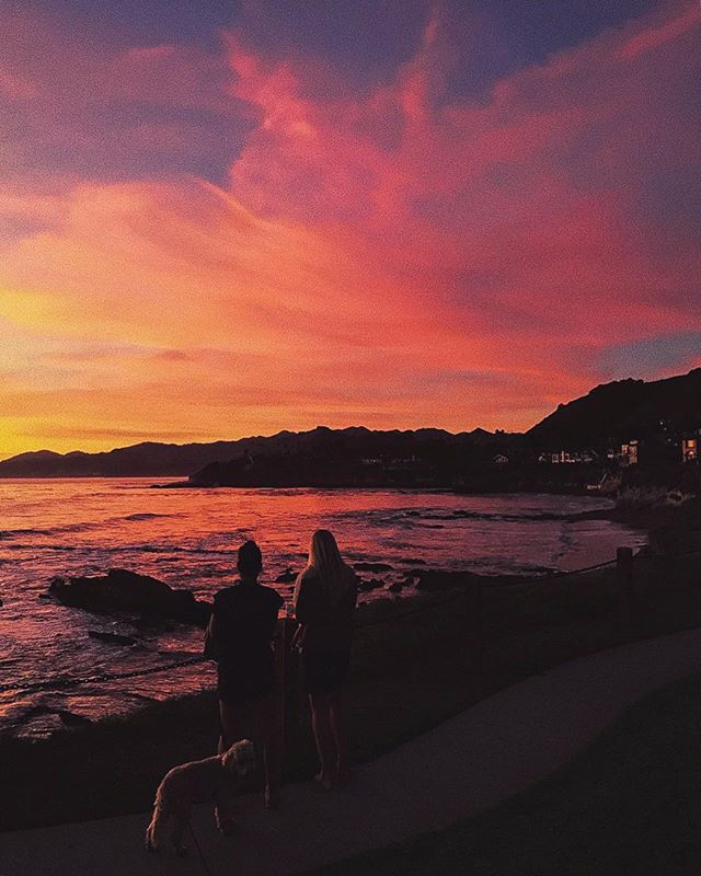 Psychedelic sunset 🌅 #shell #beach #shellbeach #california #californiaadventure #sunset #psychedelic #color #clouds #pink #sky #ocean #wonder #wanderlust #travel #reflection