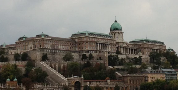 buda2.jpg