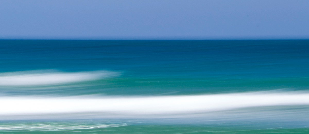 SmallWavesTABH2017SeascapeTA30x13UpResreduceNoise2A3A6745crop.jpg