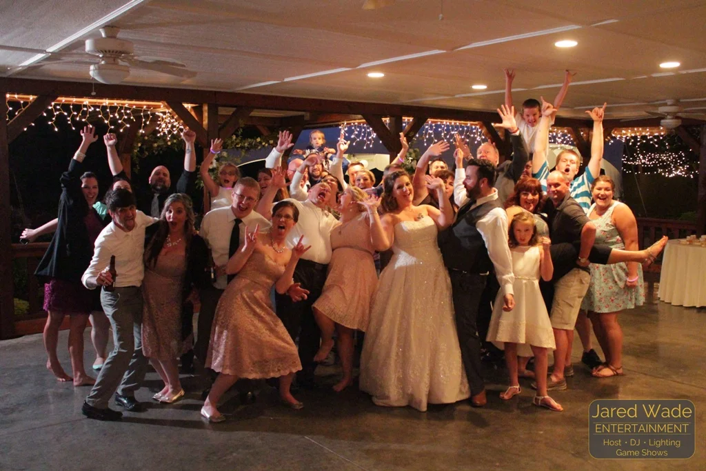 Kristin & John Finn | #EndOfNightShot
