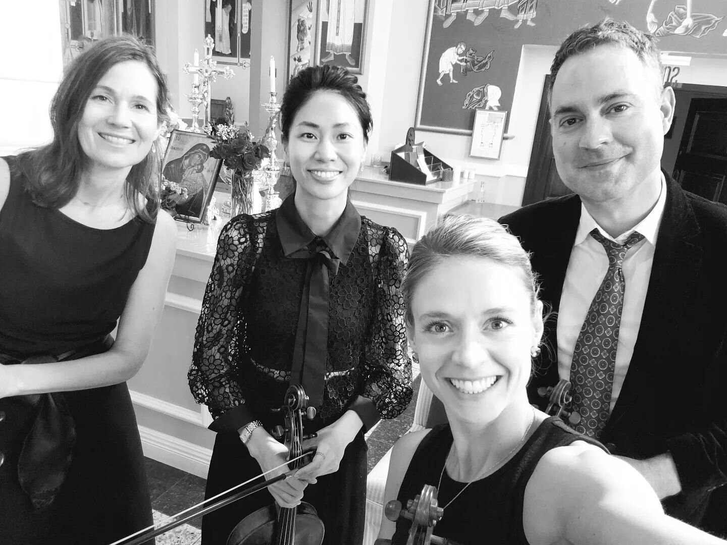 Beautiful gig last Saturday, with great people who happen to be talented musicians 😉😄🎶🤩👌 
.
#musicforweddings
#quartet
#musicians
#montrealmusicians 
@julienneglorieux