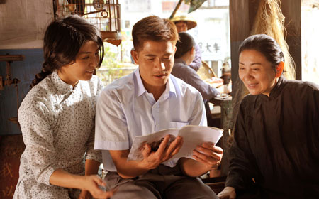 Bo Wah Chuen learns to read as an adult