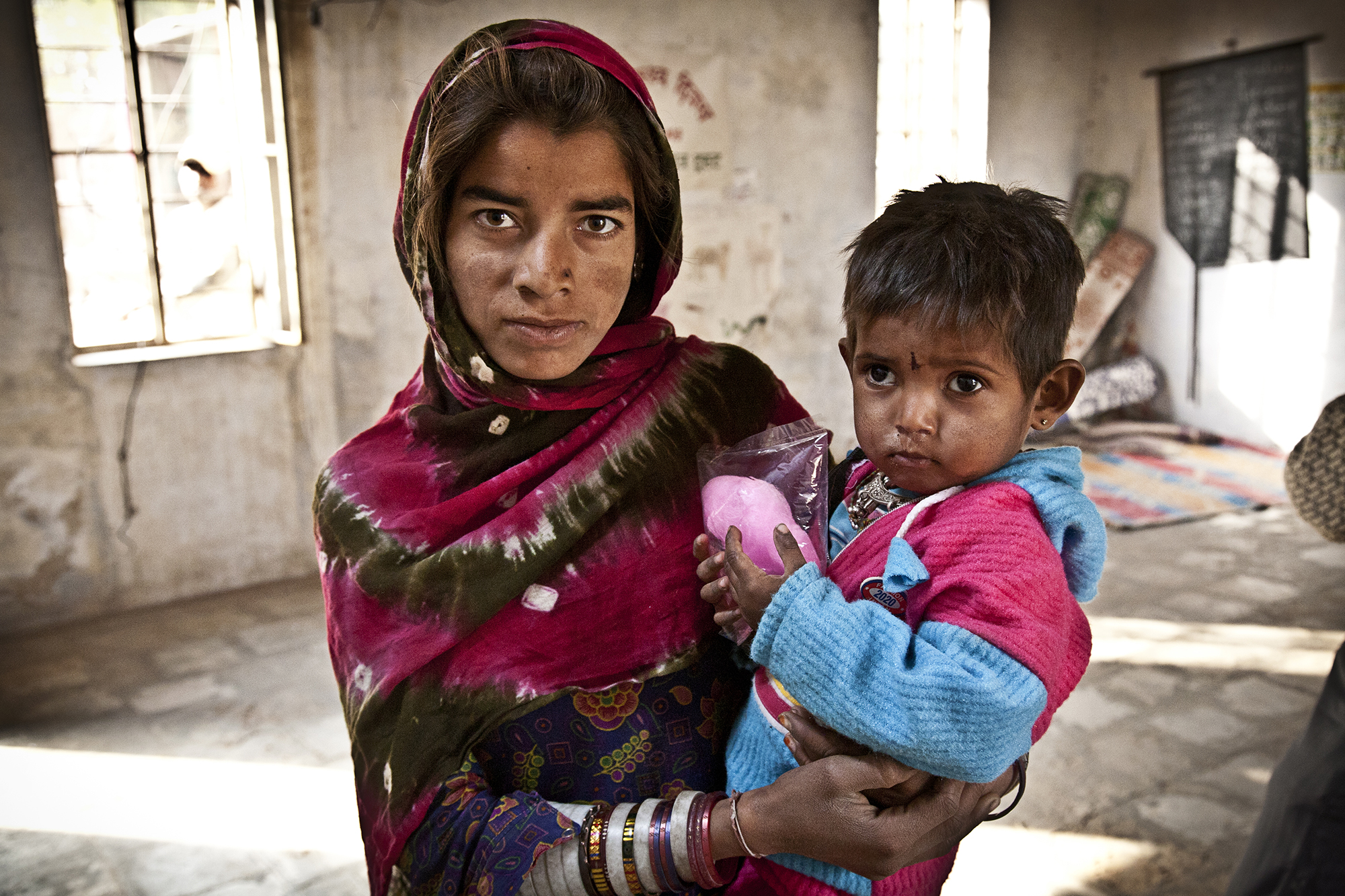   Single room Kacchi Basti schoolhouse provides educational opportunities for the children of local villages and slums in Sikar, Rajasthan.&nbsp;  