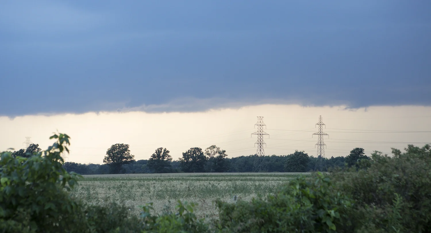 eco-friendly-photography-photo-barn-storm-moon.jpg