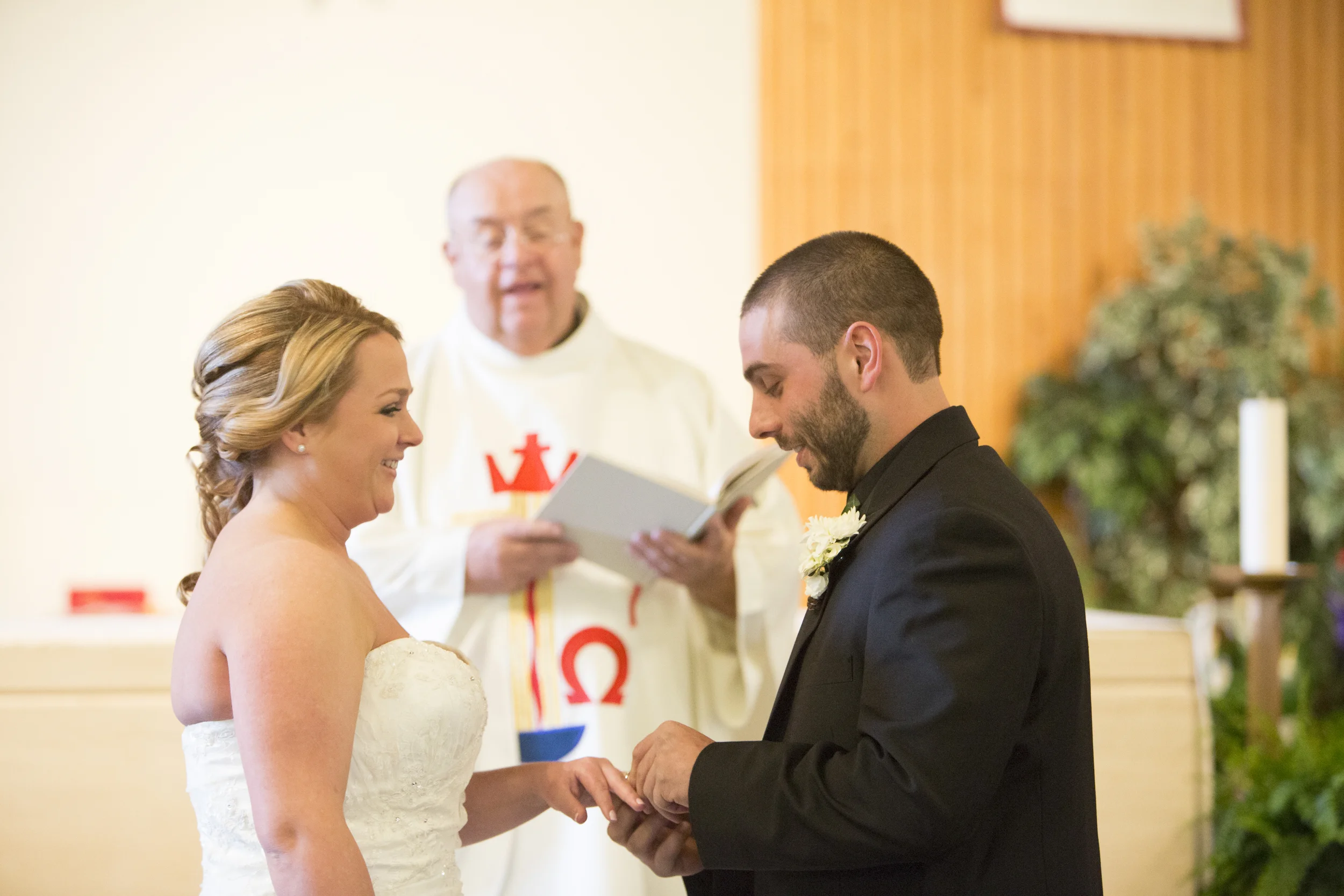 eva-derrick-photography-wedding-photo-winter-wedding-ravine-john-michaels-april-bride-groom-details-ceremony-church-scapular-reception-rustic-purple-photo.jpg