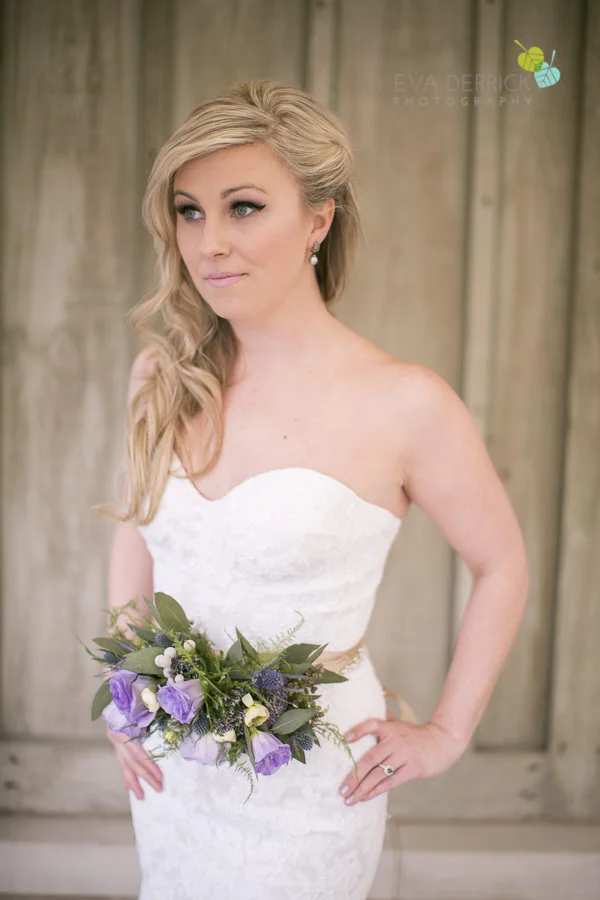 Feature: Autumn In Niagara Creative, Niagara Wedding Photographer, theknot.com