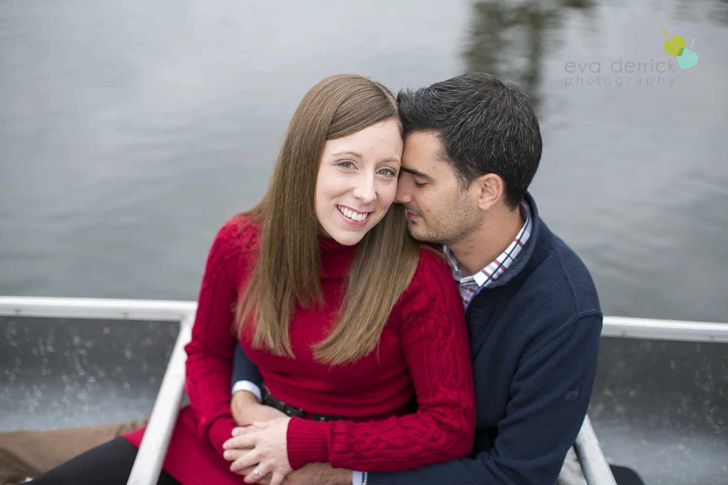 minden-engagement-photographer-cottage-engagement-session-engagement-images-canoe-session-niagara-wedding-photographer-niagara-region-eva-derrick-photo