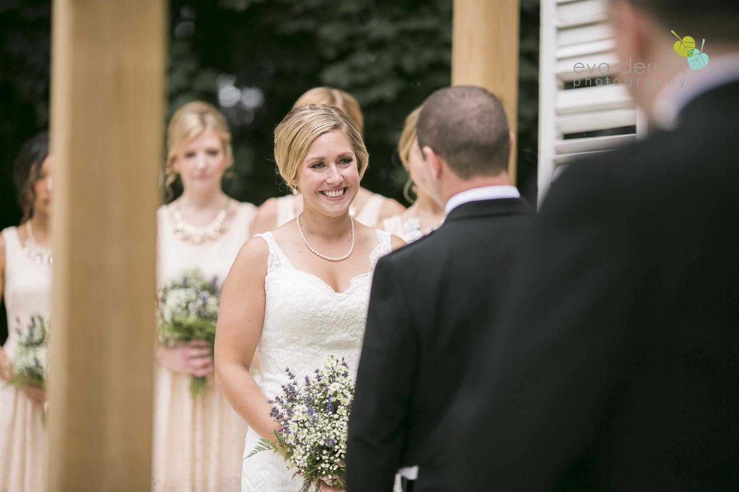 niagara-wedding-photographer-niagara-weddings-niagara-region-wedding-photographer-honsberger-estate-winery-inn-on-the-twenty-elegant-wedding-magazine-niagara-on-the-lake-eva-derrick-photo