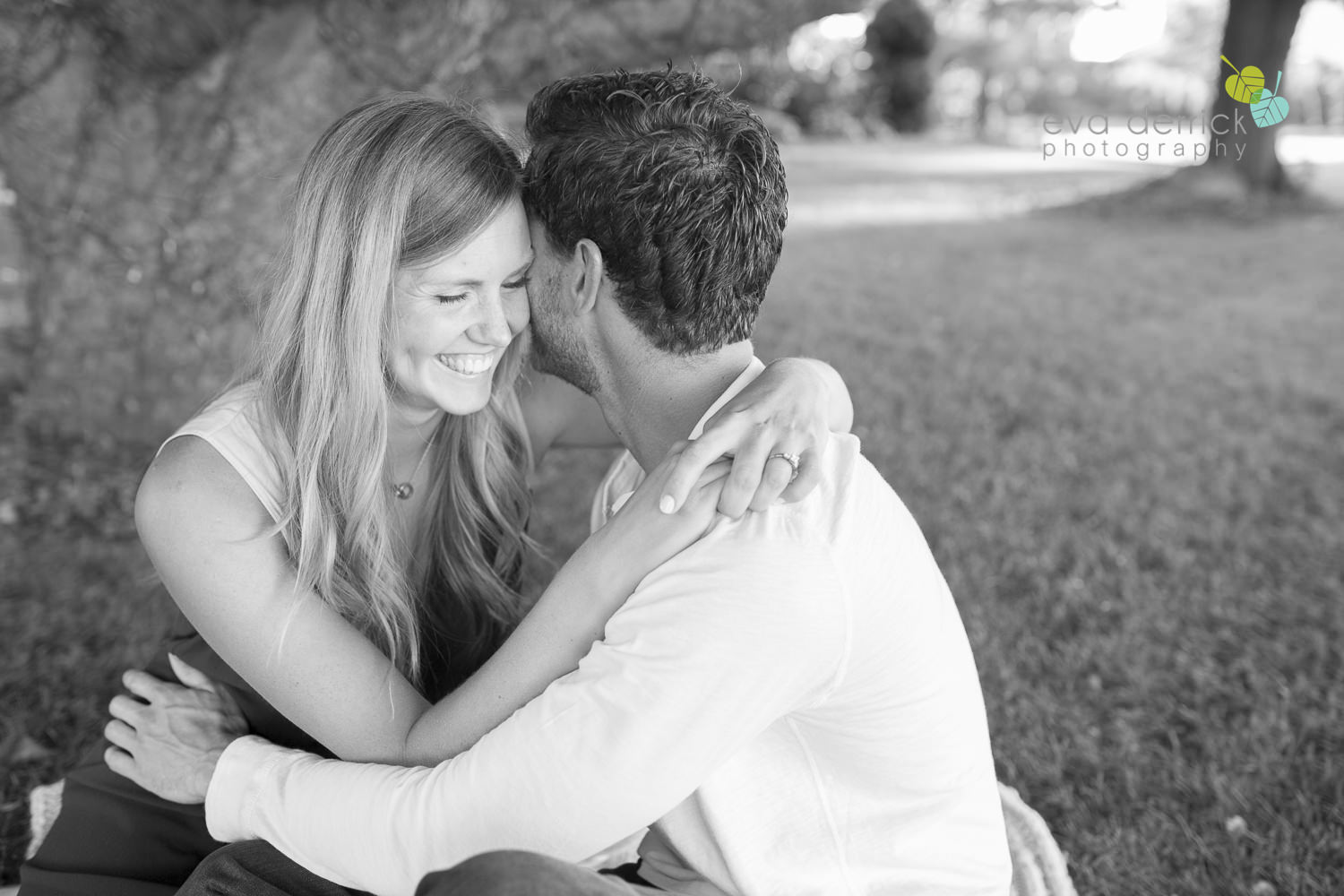 Niagara-Engagement-Photographer-Engagement-Session-Vineyard-Farm-Fields-Beth-Dan-photography-by-Eva-Derrick-Photography-008.JPG