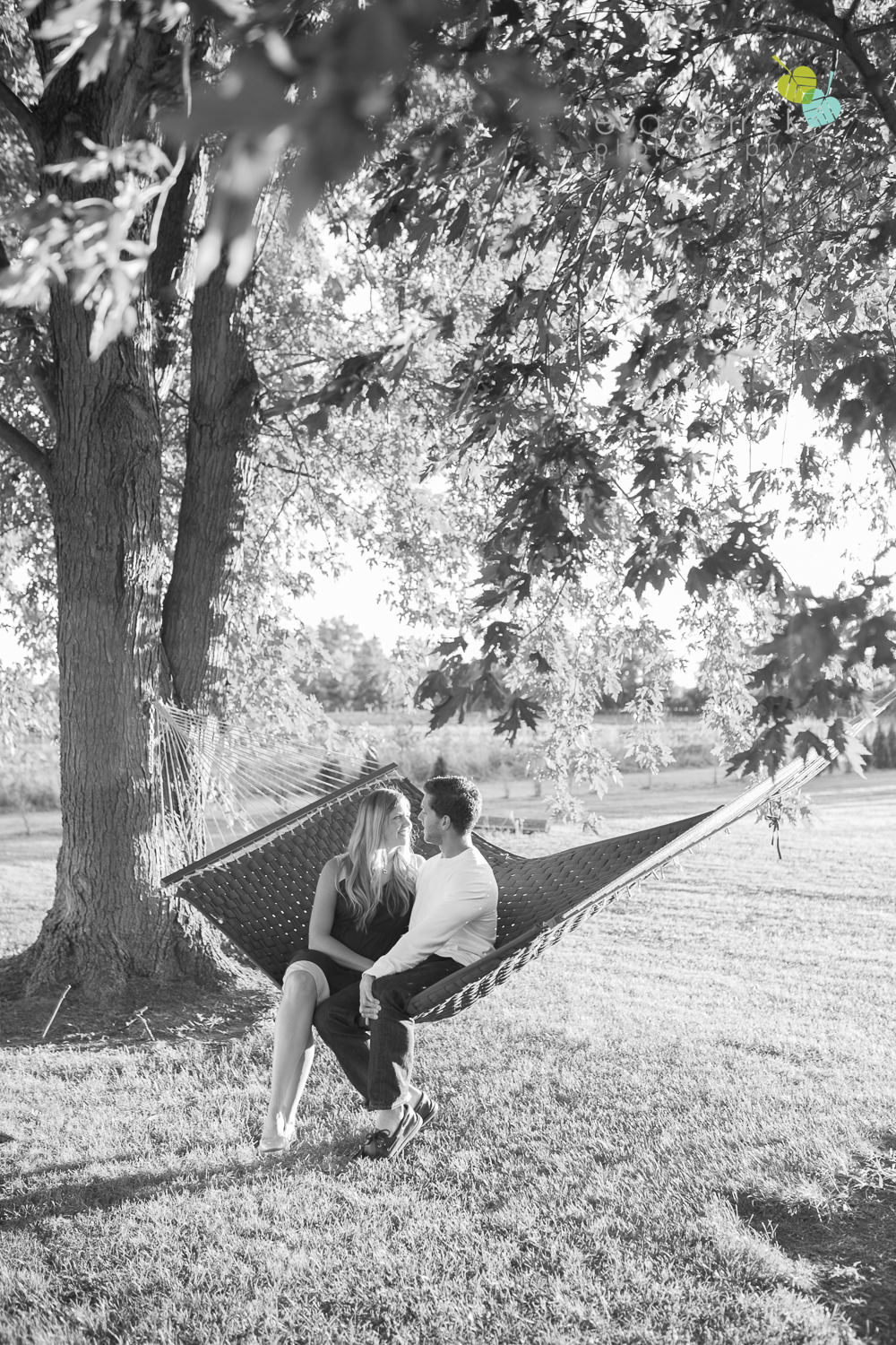 Niagara-Engagement-Photographer-Engagement-Session-Vineyard-Farm-Fields-Beth-Dan-photography-by-Eva-Derrick-Photography-017.JPG