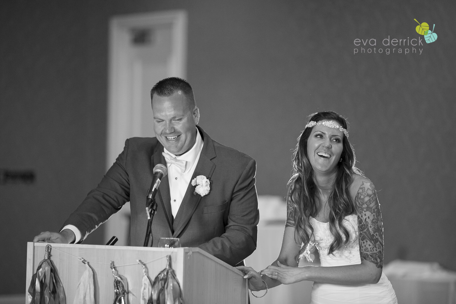 Niagara-Wedding-Photographer-Hilton-Niagara-Fallsview-Weddings-photography-by-Eva-Derrick-Photography-045.JPG