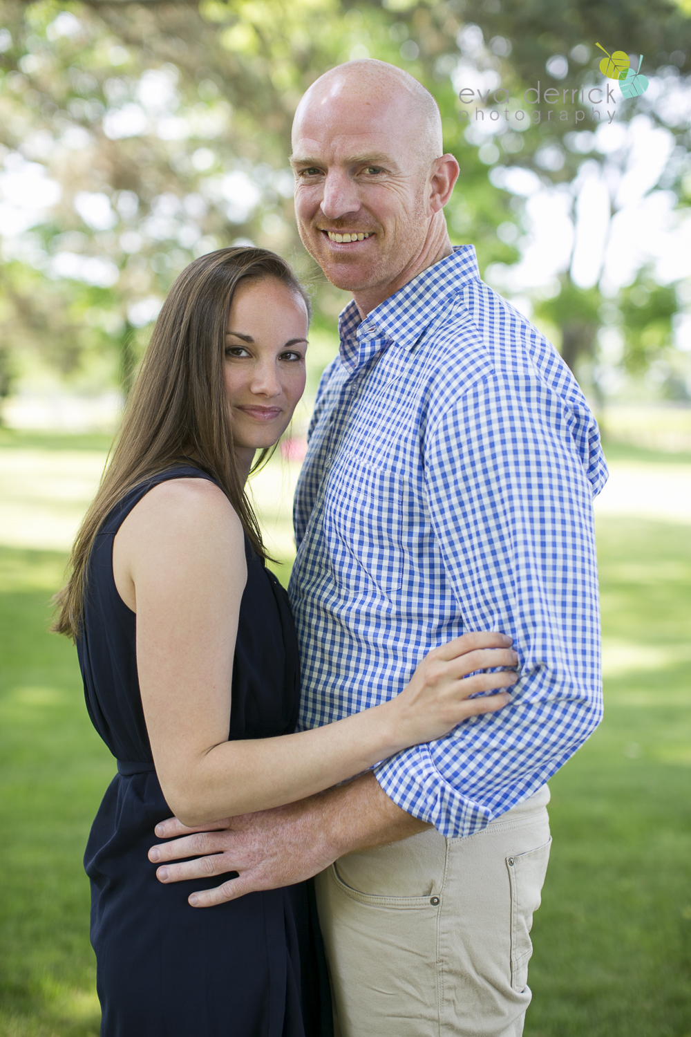 Riverbend-Engagement-Session-Niagara-Engagements-Niagara-Photographer-Wedding-Photographer-photography-by-Eva-Derrick-Photography-001.JPG