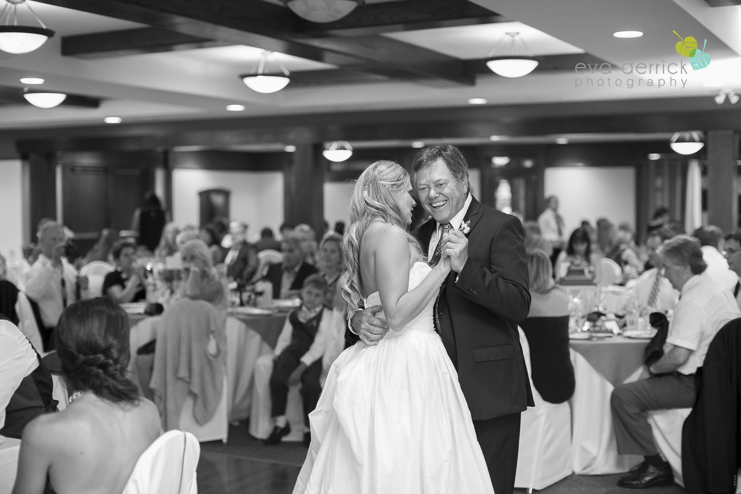 Twenty-Valley-Wedding-Photographer-Niagara-Weddings-photography-by-Eva-Derrick-Photography-042.JPG