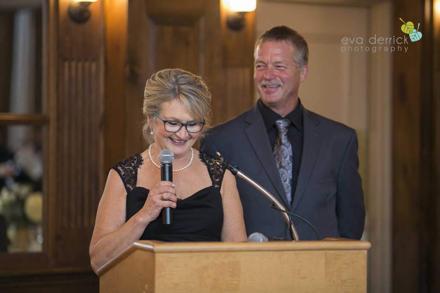 Niagara-on-the-Lake-Wedding-Photographer-Pillar-and-Post-Vintage-Hotels-Niagara-Weddings-photography-by-Eva-Derrick-Photography-048.JPG