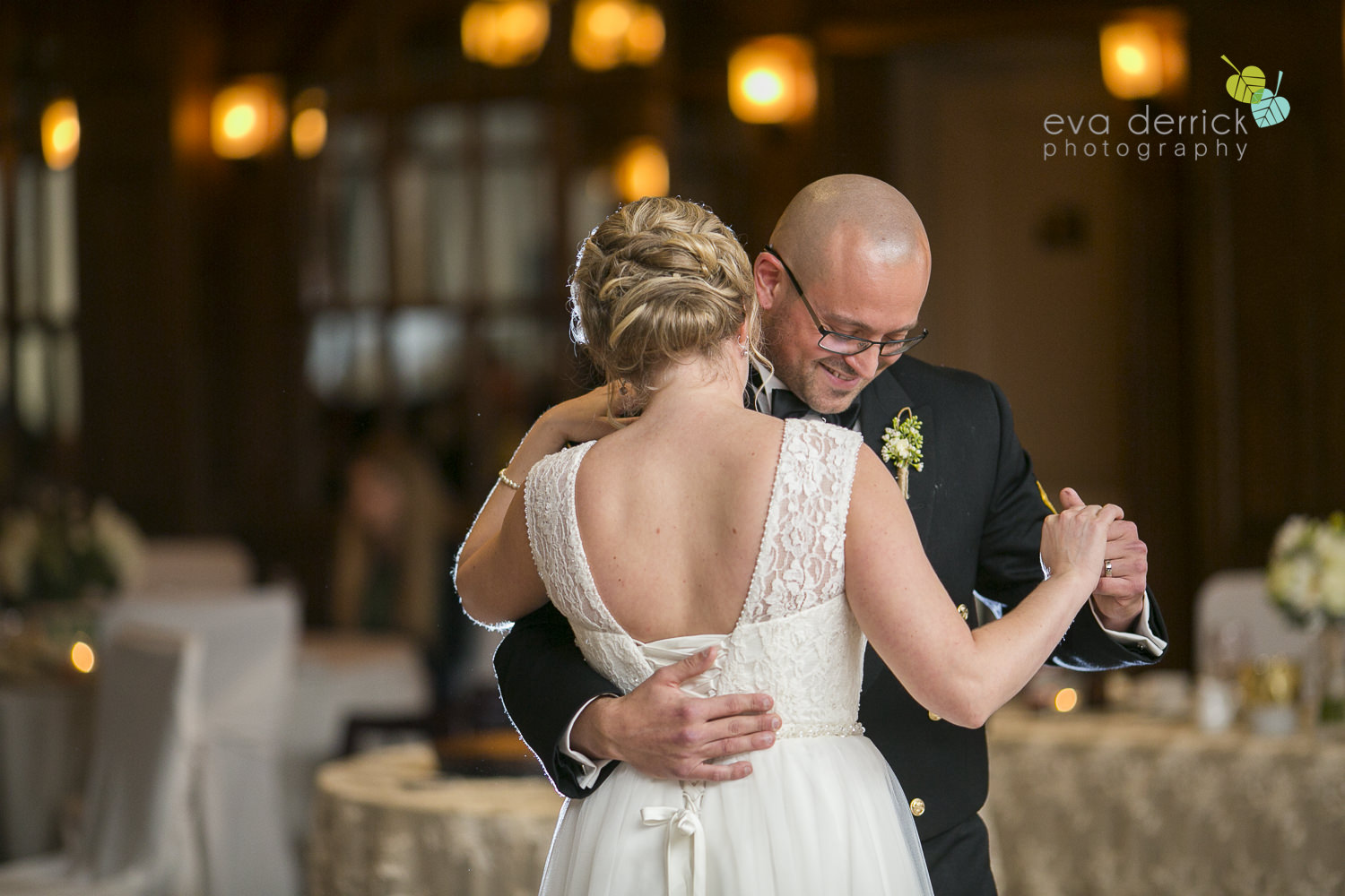 Niagara-on-the-Lake-Wedding-Photographer-Pillar-and-Post-Vintage-Hotels-Niagara-Weddings-photography-by-Eva-Derrick-Photography-051.JPG