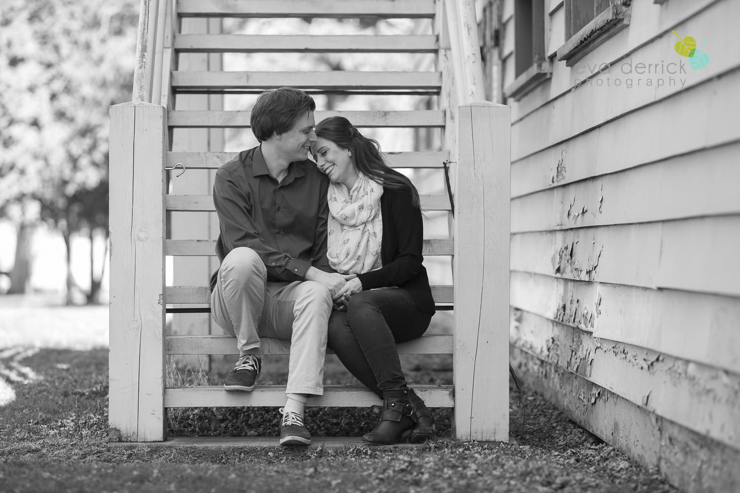 Niagara-on-the-Lake-Engagement-Session-photography-by-Eva-Derrick-Photography-010.JPG