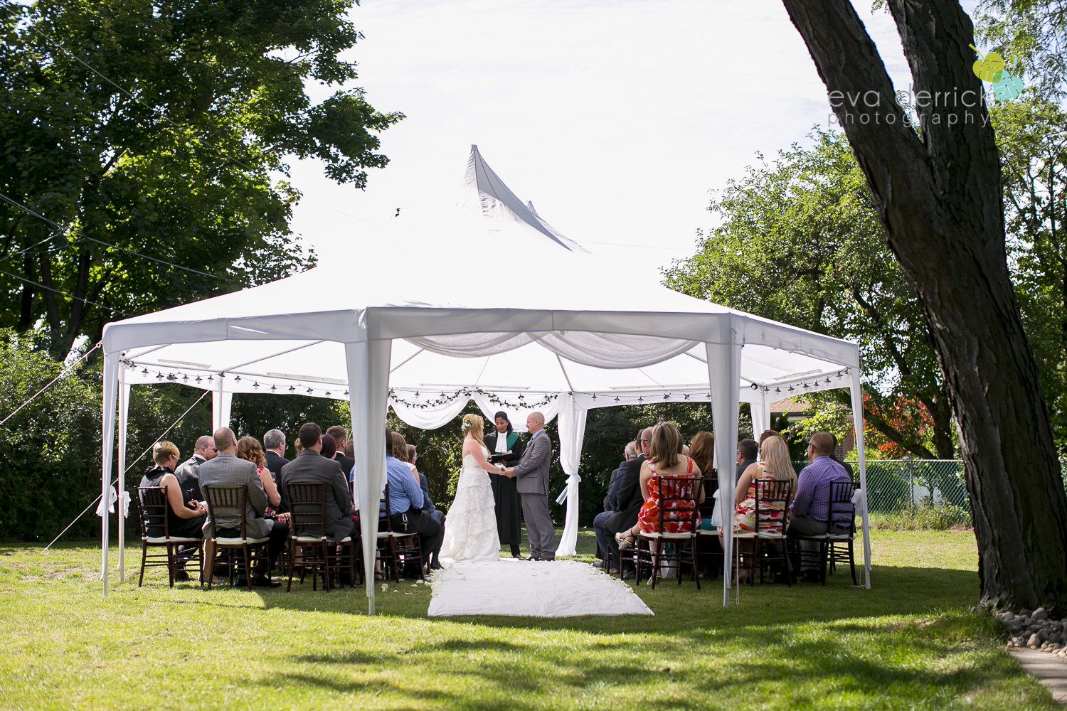 Burlington-Weddings-intimate-weddings-Blacktree-Restaurant-wedding-photo-by-eva-derrick-photography-020.JPG