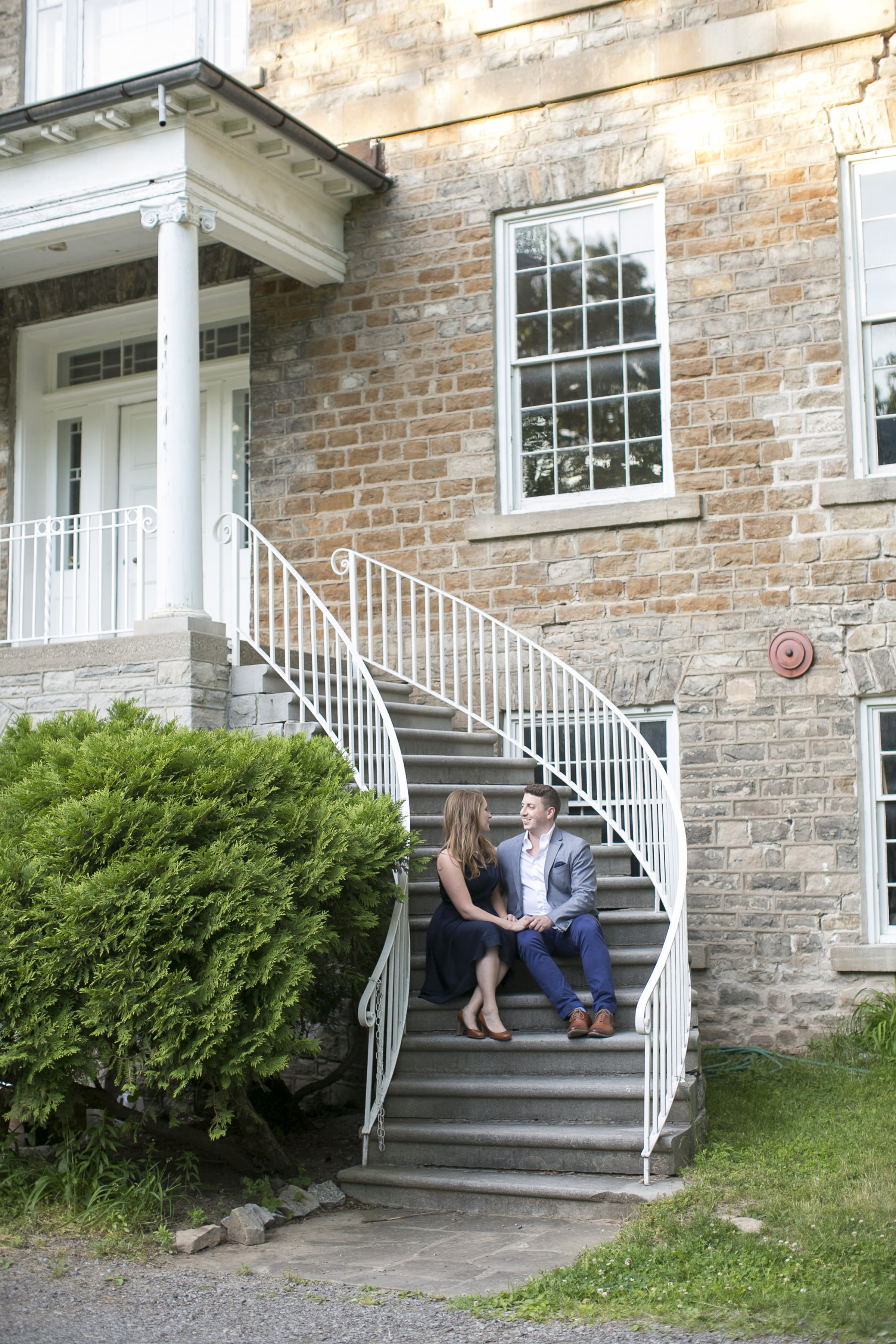 Niagara-on-the-Lake-Summer-Engagement-photos-by-Philosophy-Studios001.JPG