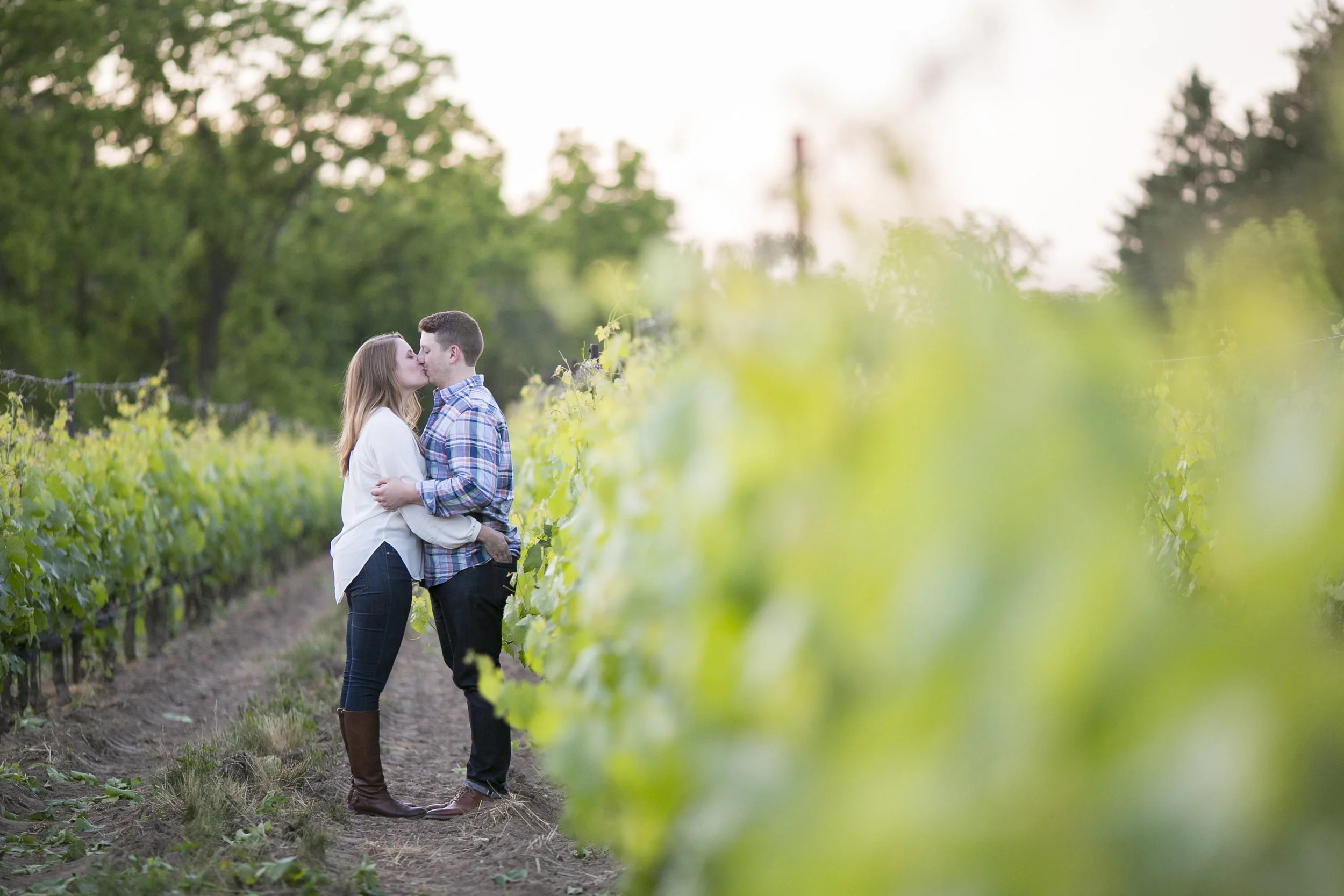 Niagara Engagement Photographers
