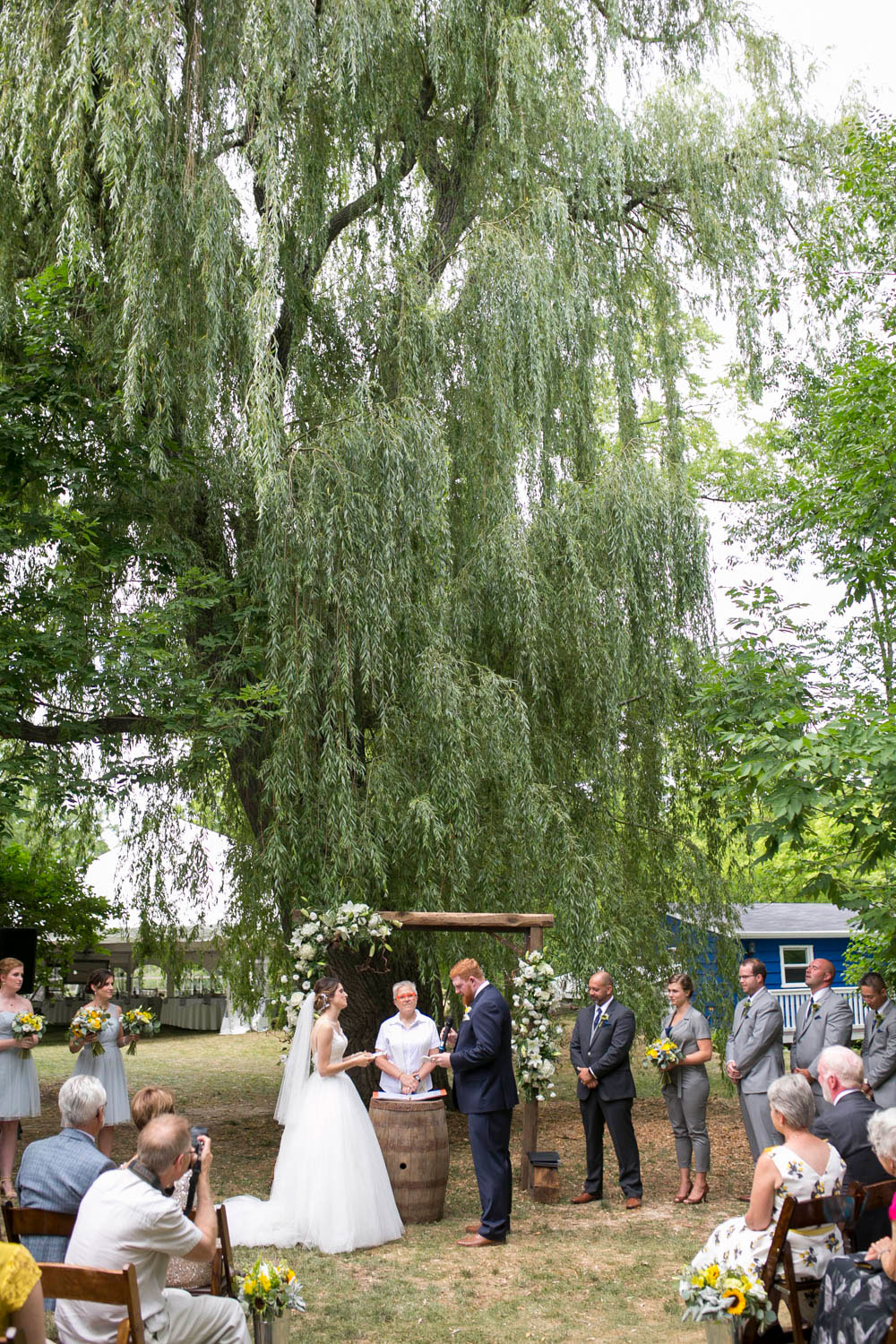 Beamer-Falls-Manor-wedding-Grimsby-wedding-photographers-Philosophy-Studios-Eva-Derrick-Photography-0025.JPG
