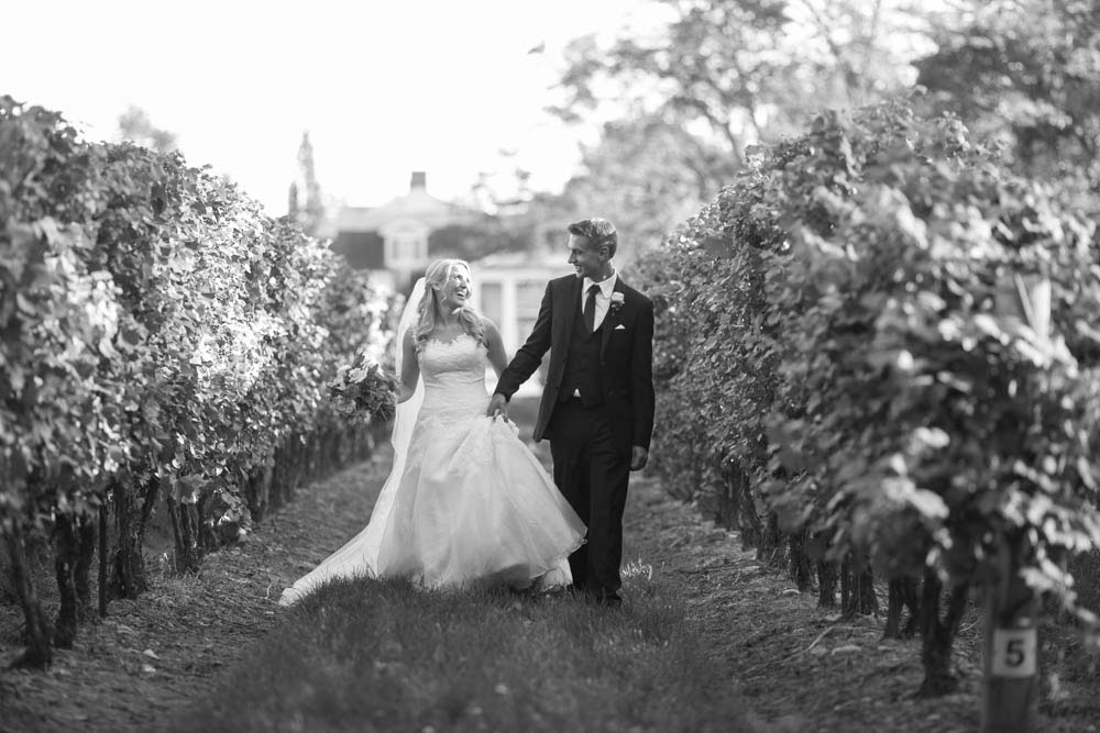Queens-Landing-wedding-Vintage-Hotels-wedding-Niagara-on-the-Lake-wedding-photographers-Philosophy-Studios-Eva-Derrick-Photography-0036.JPG