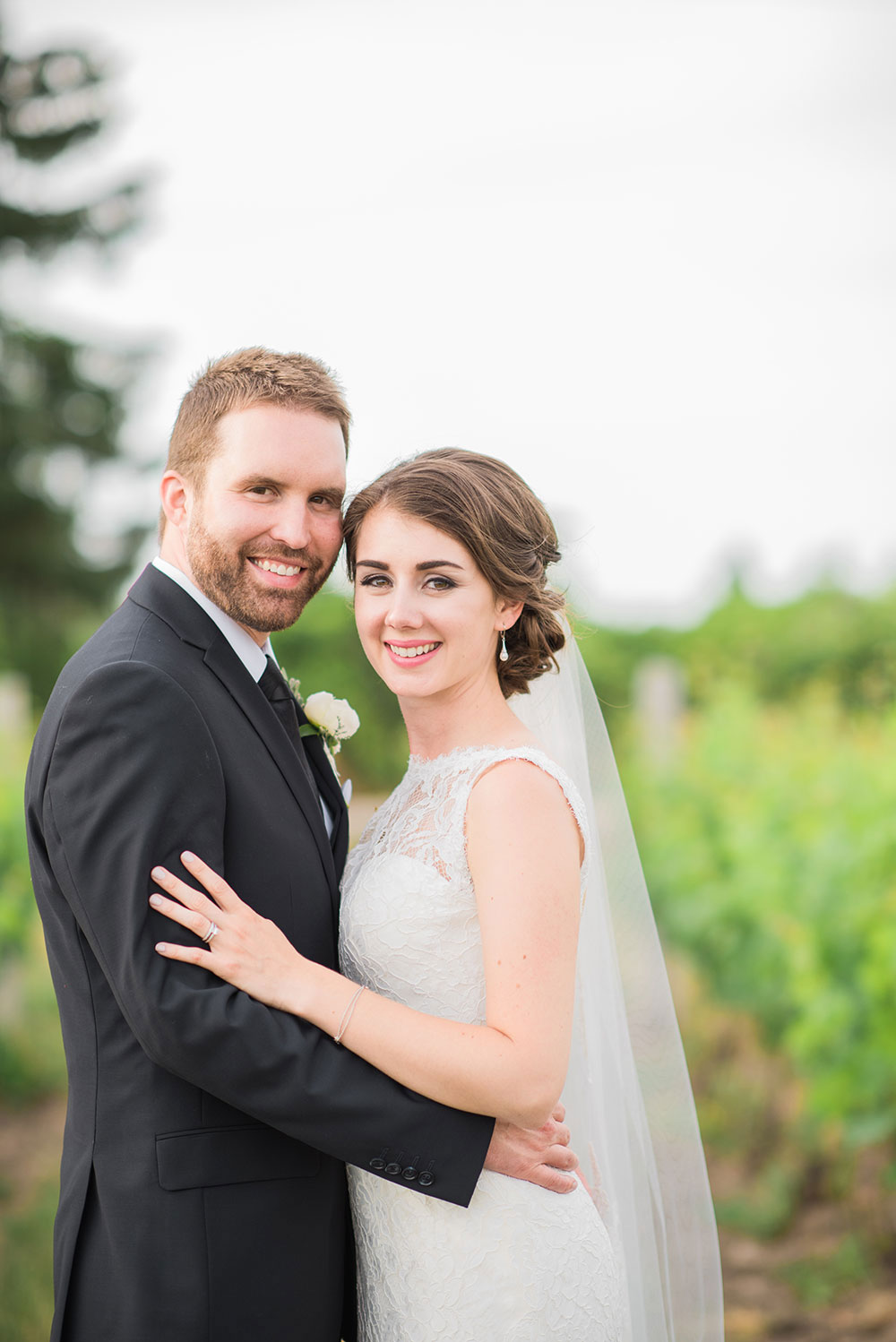 Wedding-Vineyard-Honsberger-Estate-Winery-philosophy-studios-Sarah-Niagara-on-the-Lake-wedding-photographer-001.jpg