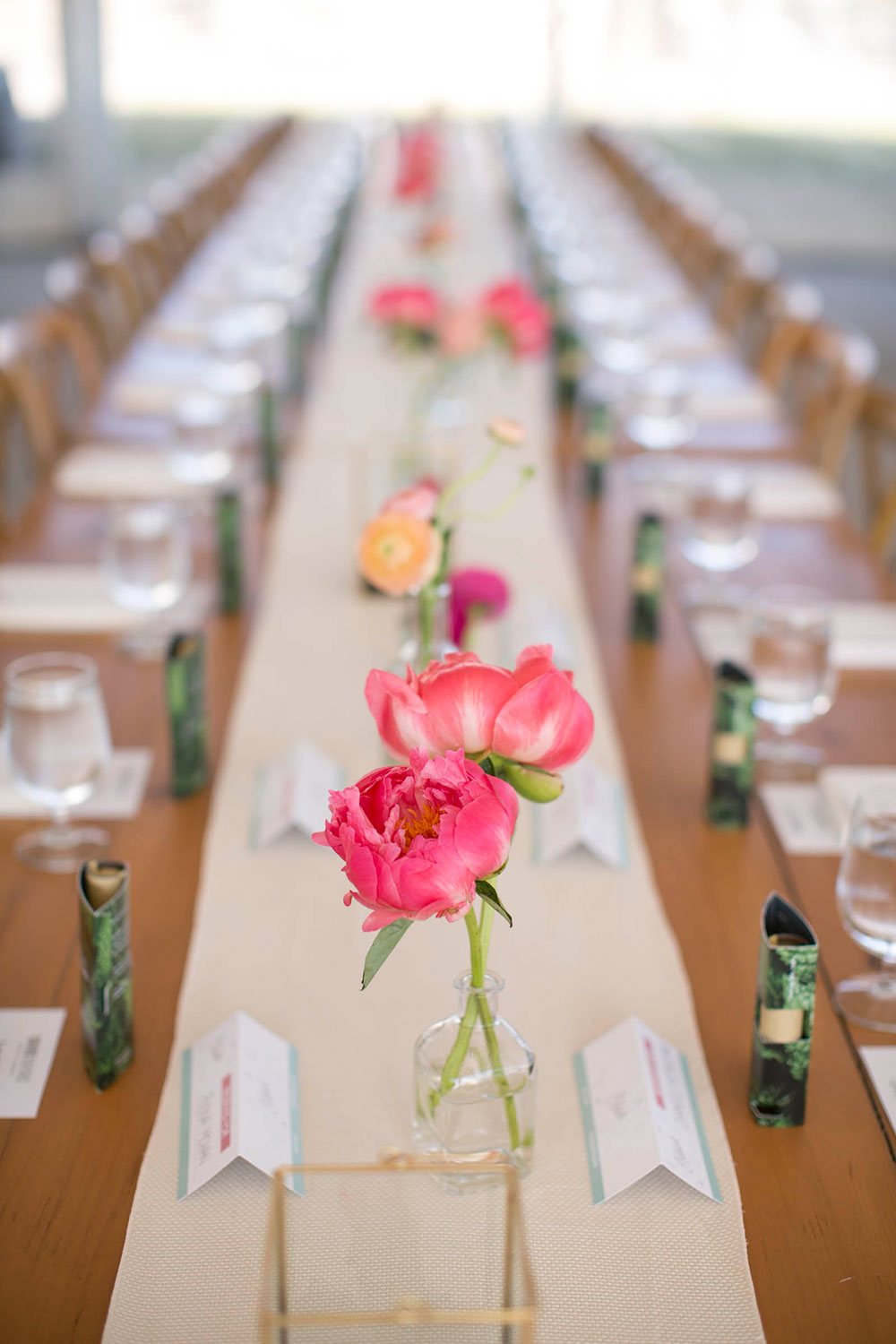 the-atelier-collective-business-conference-women-in-business-ravine-vineyard-niagara-on-the-lake-photography-by-philosophy-studios-0016.jpg