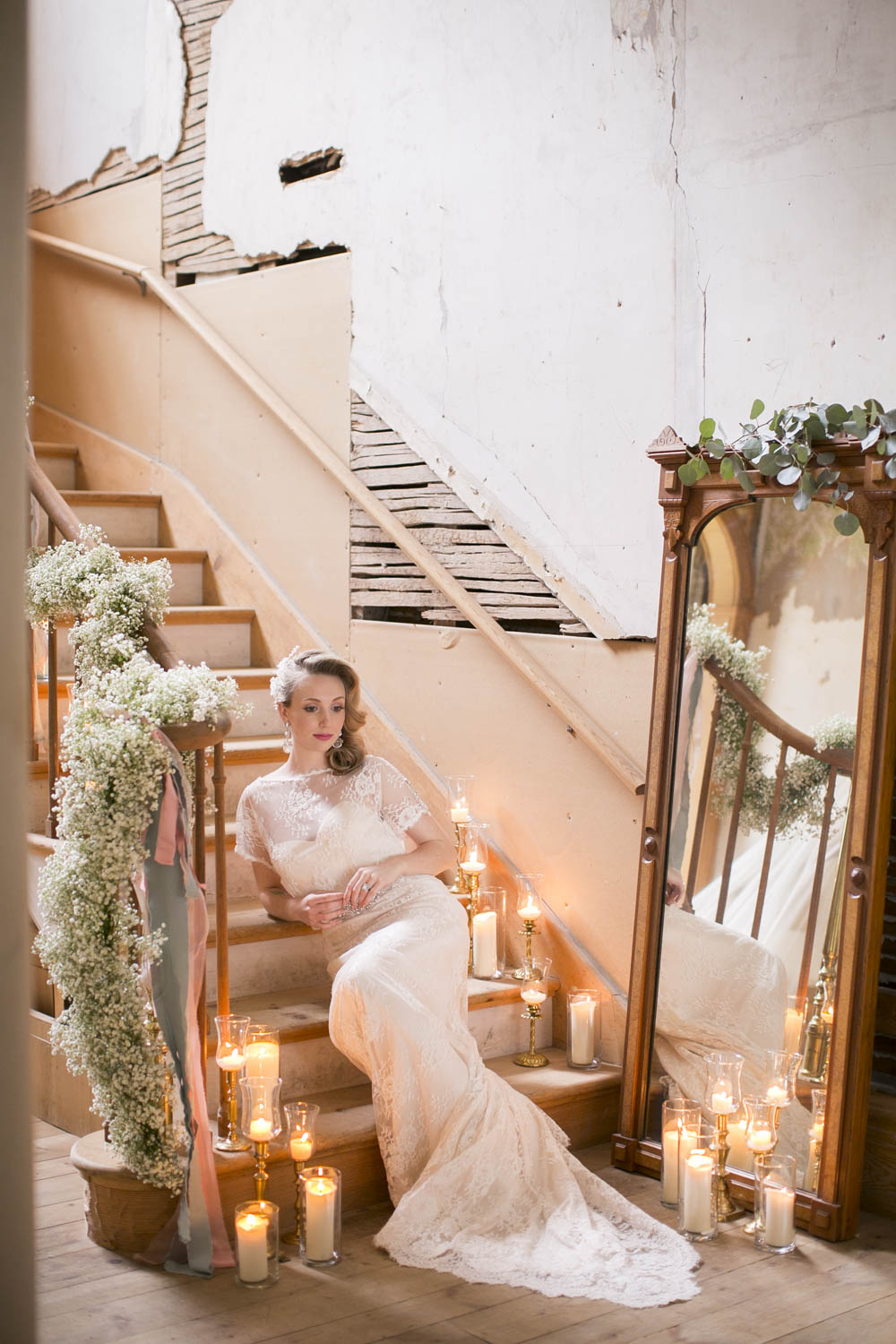 Elegant-Wedding-Magazine-Wedding-Feature-Vintage-Reflections-Editorial-photographers-Willowbank-Estate-photo-by-eva-derrick-photography-philosophy-studios-008.JPG